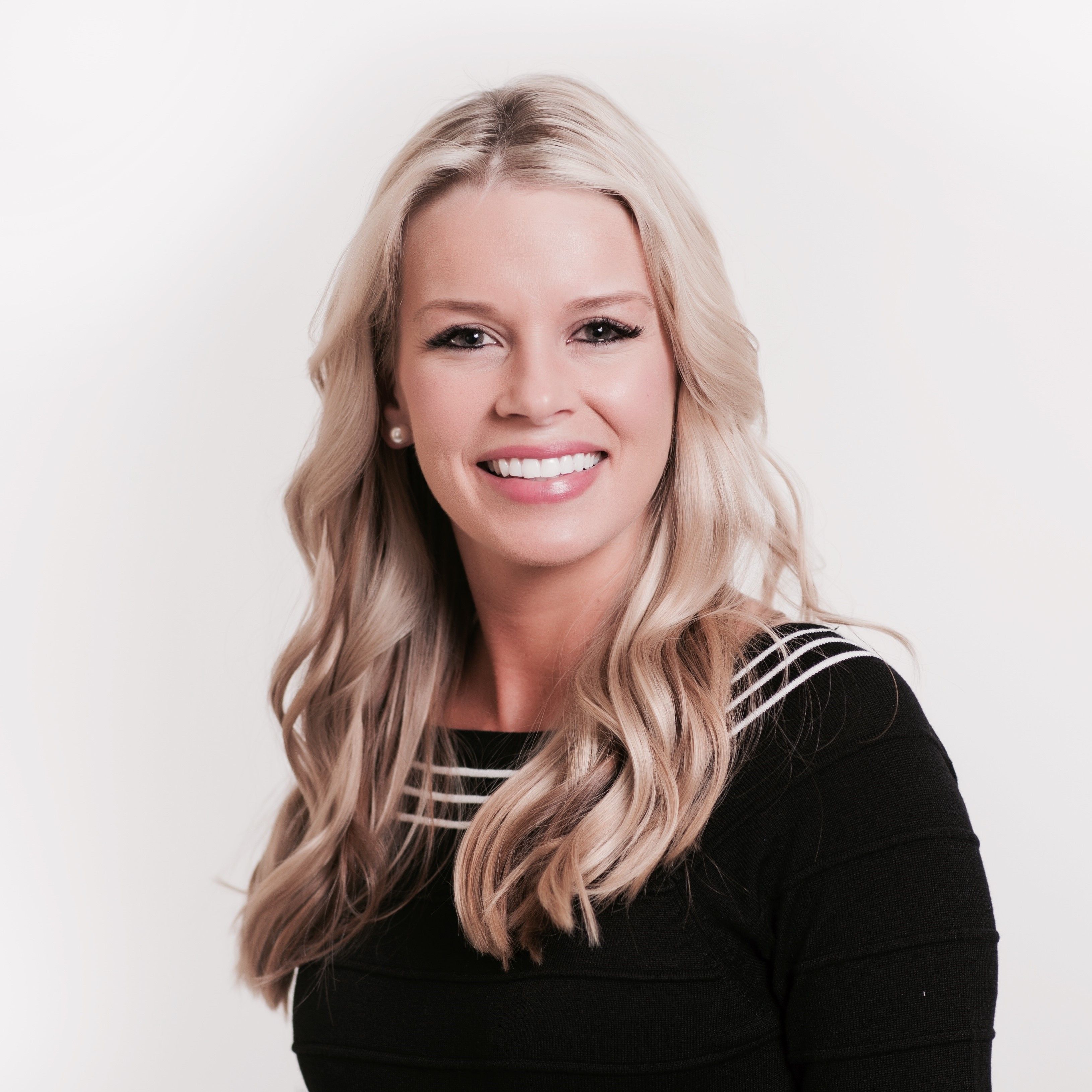 Meet Tracey Dixon Agent Profile Trueblood Real Estate